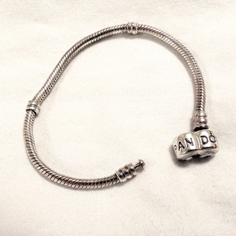 Pandora clasp bracelet